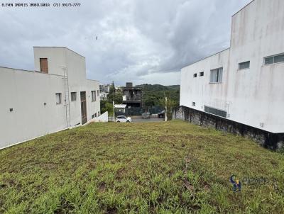 Terreno para Venda, em , bairro , 1 dormit�rio, 1 banheiro, 1 su�te, 1 vaga